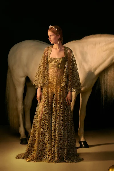 Look 32